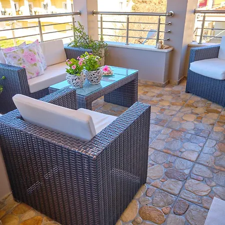 Elena Luxury Agios Stefanos Appartamento