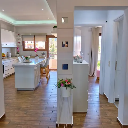 Elena Luxury Agios Stefanos Appartamento *