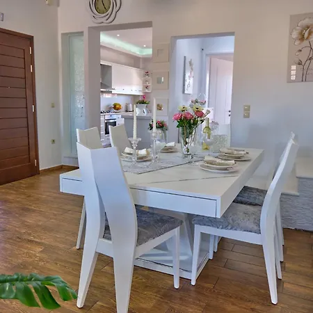 Appartamento Elena Luxury Agios Stefanos *